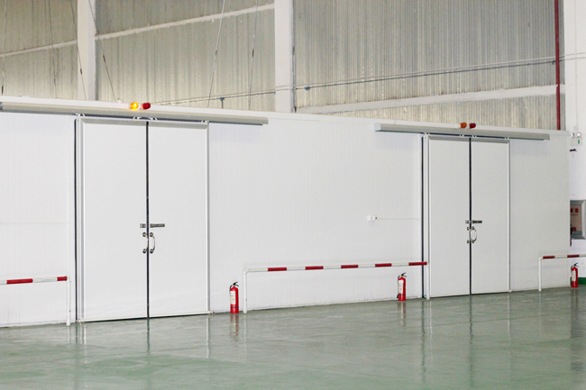 Logistics-Center-Cold-Storage مركز الخدمات اللوجستية والتخزين البارد
